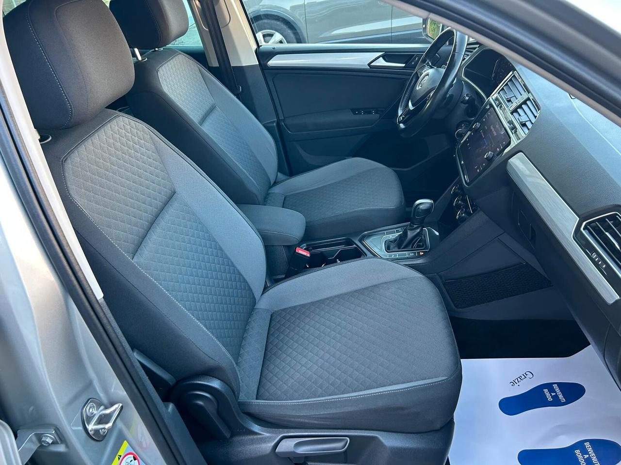 Volkswagen Tiguan 2.0 TDI SCR DSG R-LINE