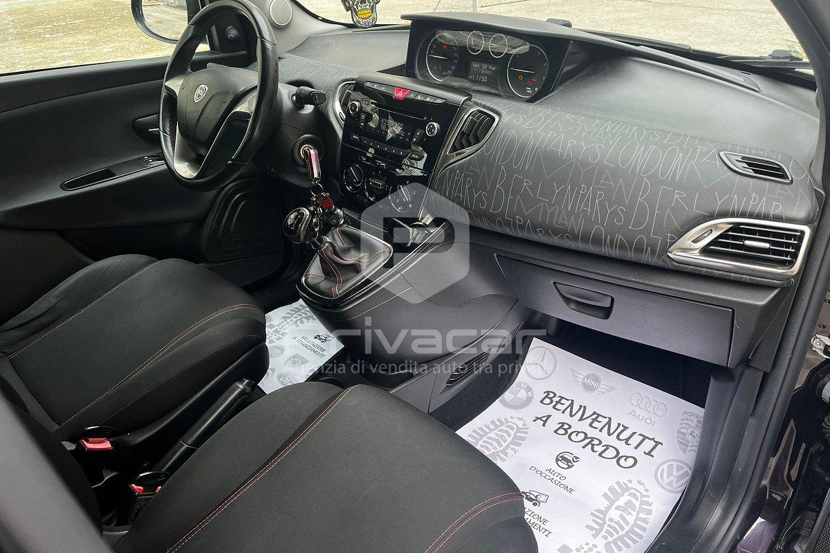 LANCIA Ypsilon 1.3 MJT 16V 95 CV 5 porte S&S Silver