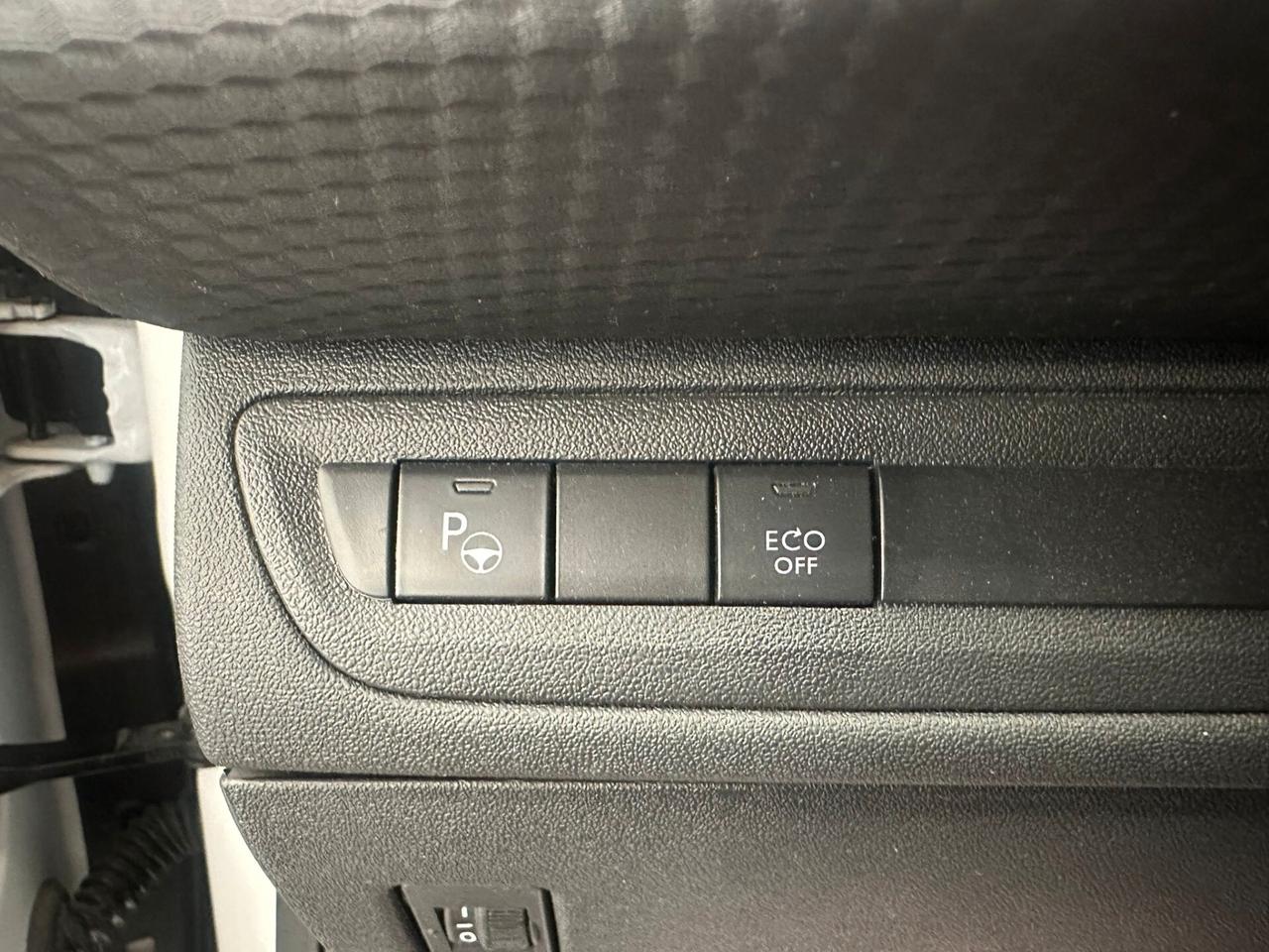 Peugeot 2008 PureTech Turbo 110 S&S Allure