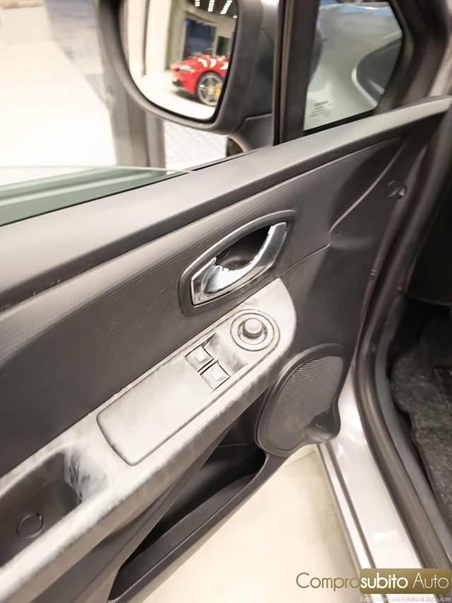 RENAULT Clio 1.2 75CV GPL 5 porte Live