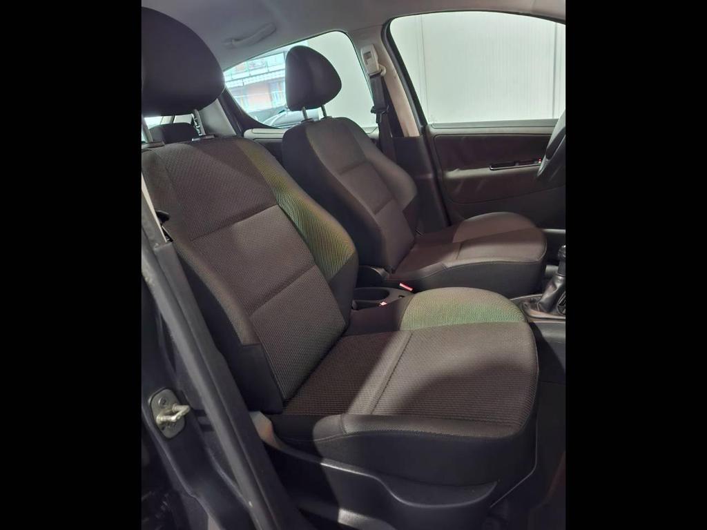 Peugeot 207 5 Porte 1.4 HDi X-Line