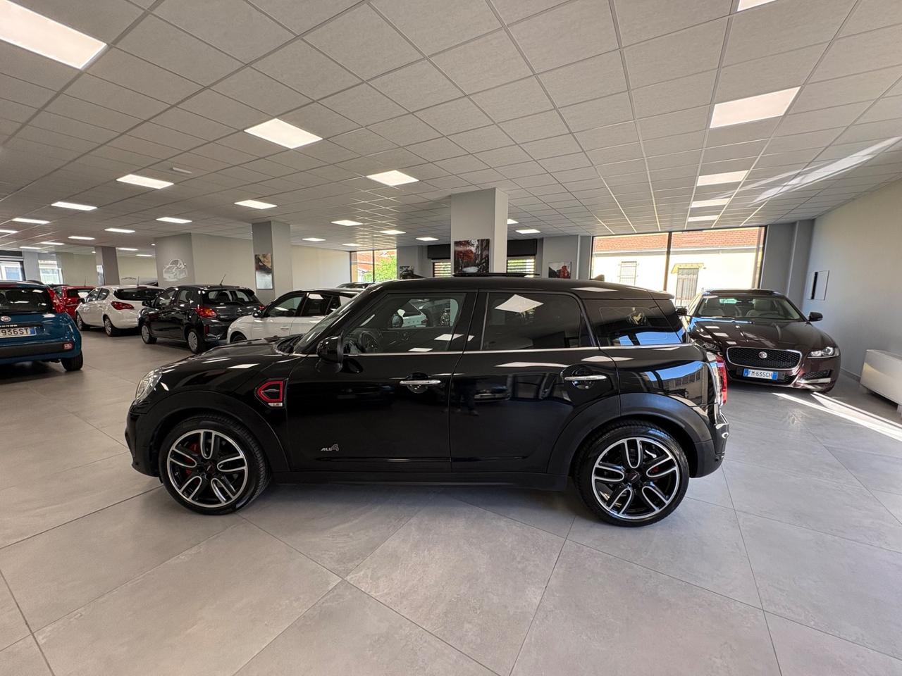 Mini Countryman ALL4 2.0 benzina 231cv 2017 TETTO