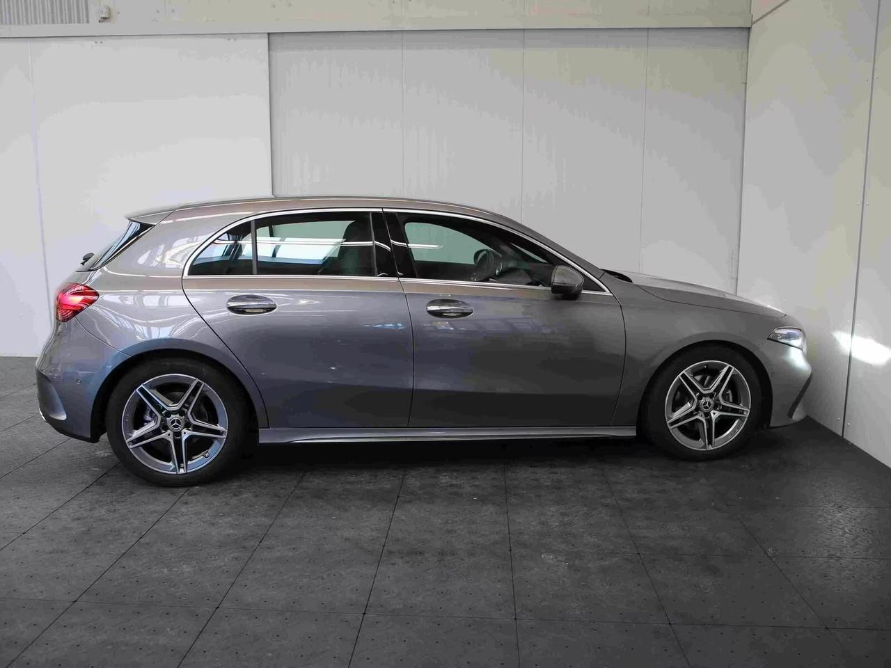 Mercedes-benz A 180 Automatic AMG Line Advanced Plus
