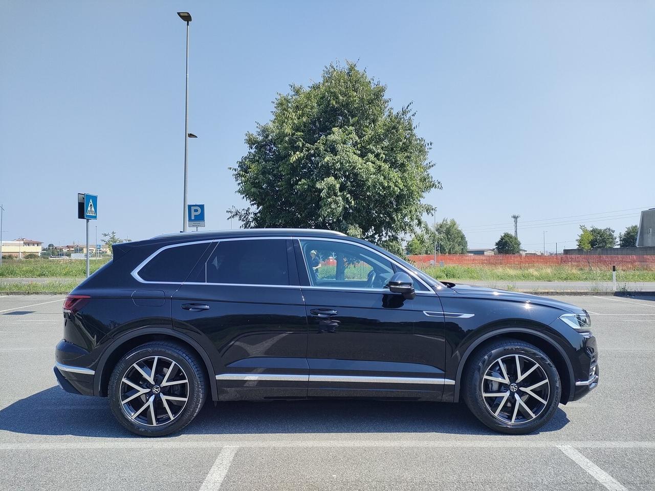 VOLKSWAGEN Touareg 3.0 V6 tdi Elegance 286cv tiptr