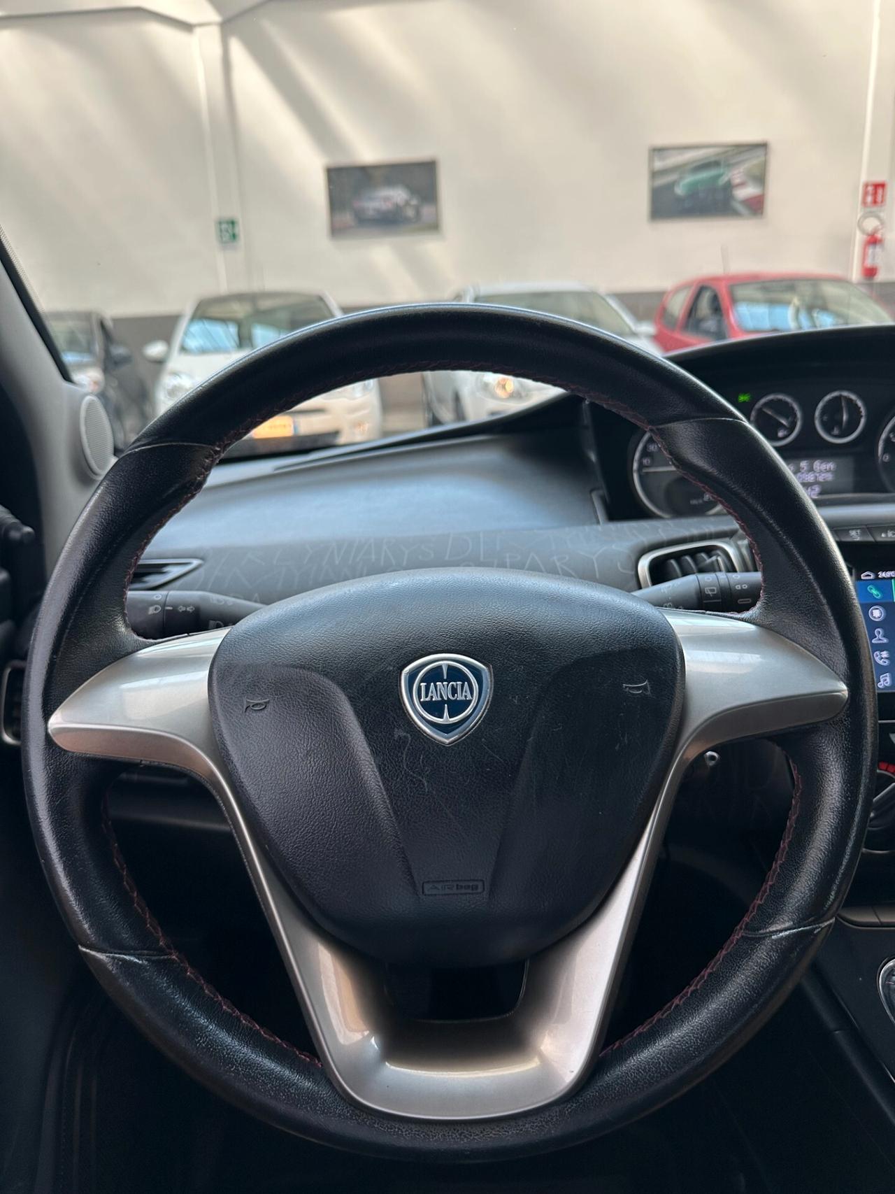 Lancia Ypsilon 1.2 Benz, Euro 6B, impecabb, si neopat