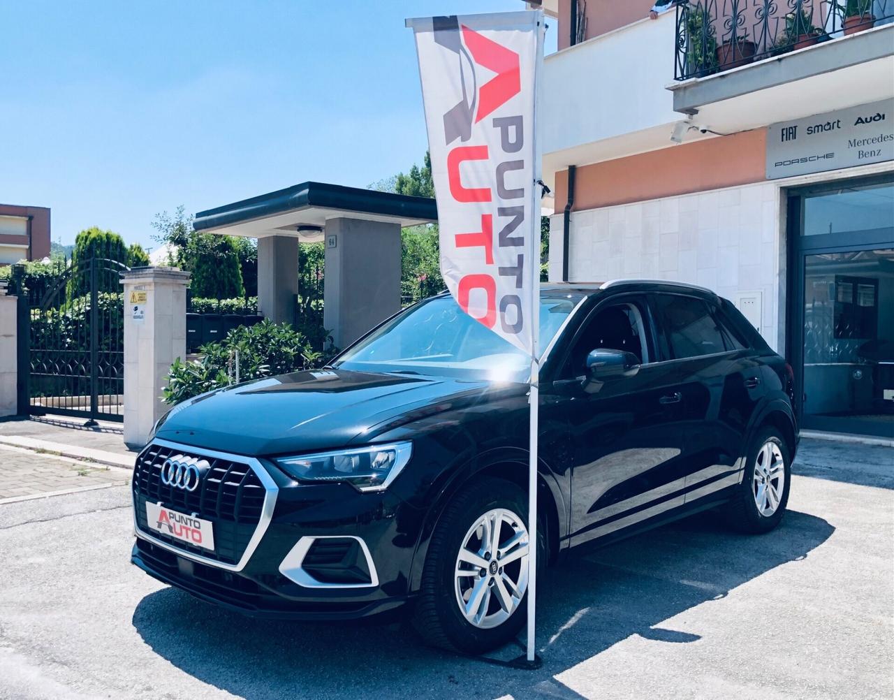 Audi Q3 35 TDI S tronic Business