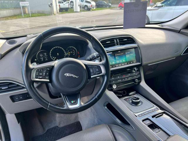 JAGUAR F-Pace 2.0 D 180 CV AWD aut. R-Sport