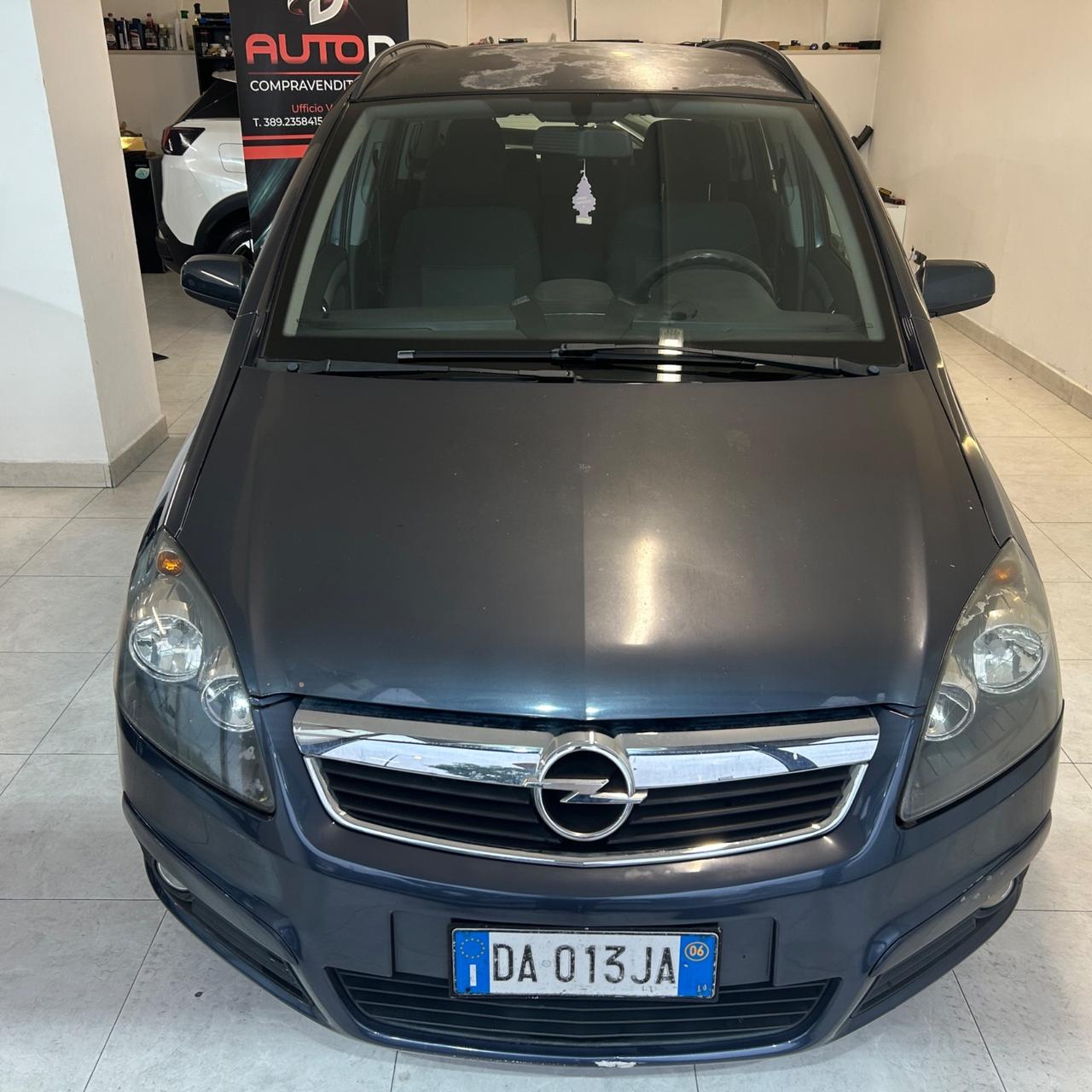 Opel Zafira 1.9 CDTI 74KW 7 POSTI
