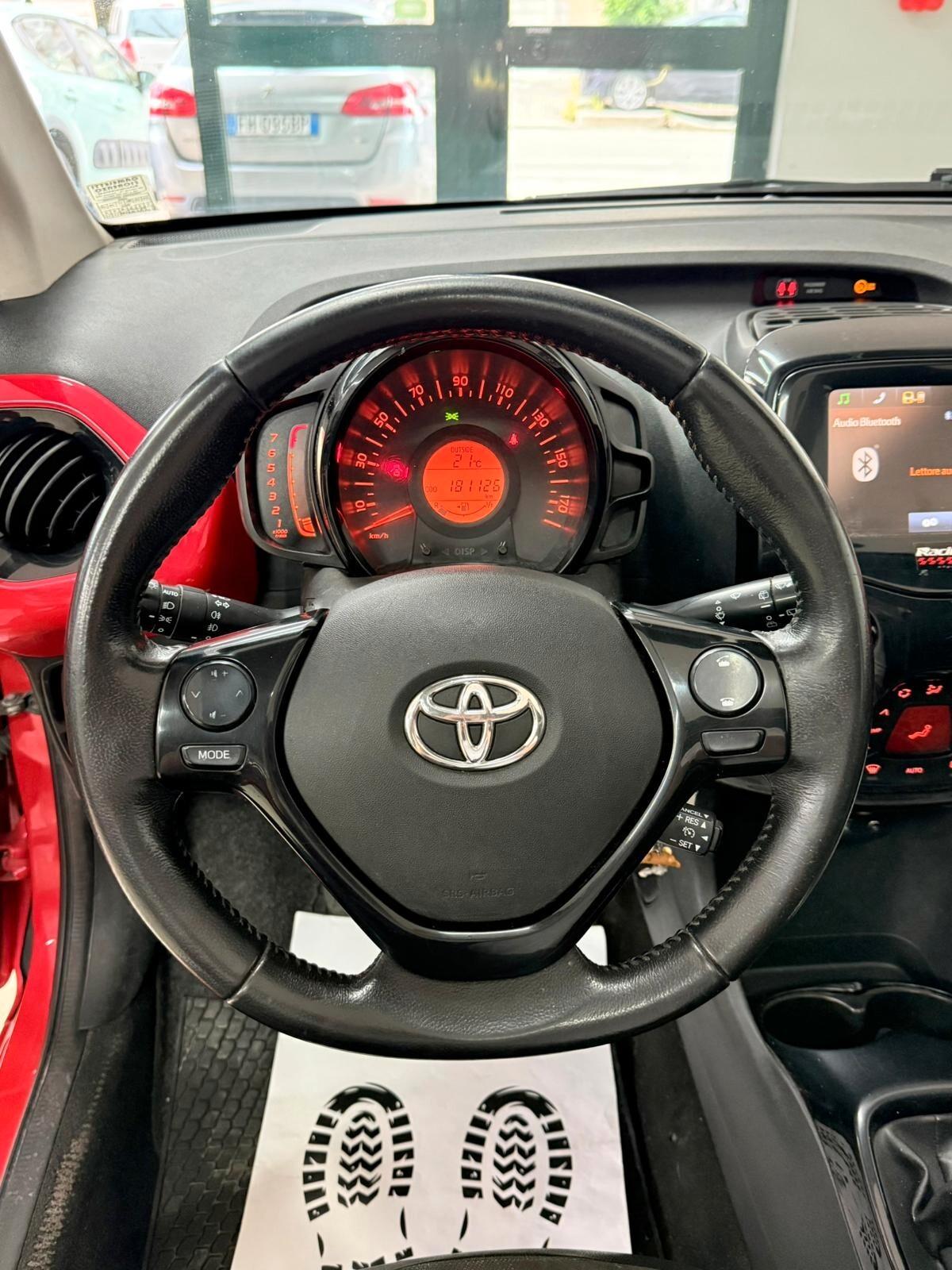 Toyota Aygo 1.0 VVT-i 69 CV 5 porte x-pure