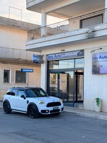 Mini Cooper D Countryman Hype auto my18 BICOLORE CON TETTO NERO, NAVI,FULL LED, BLUETOOTH,SCHERMO DIGITAL