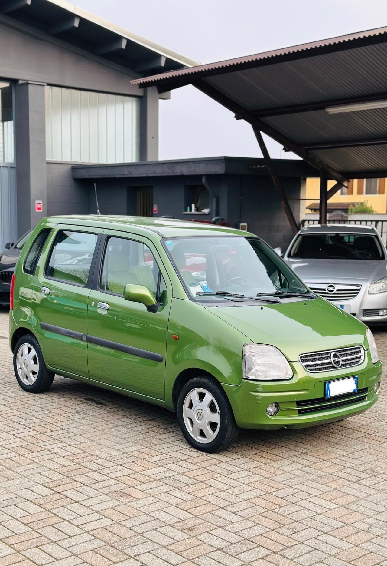 Opel Agila 1.0 12V Comfort