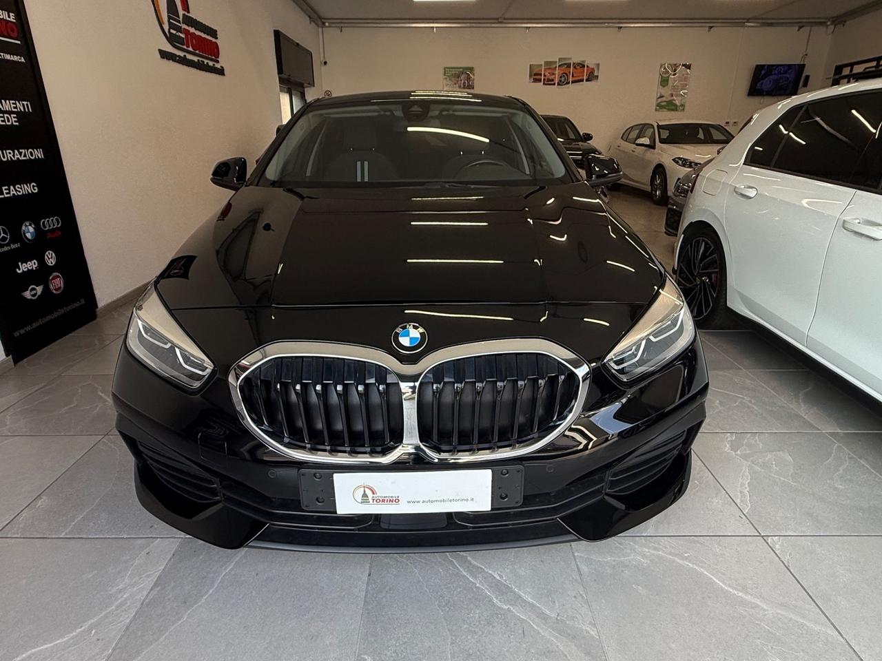 Bmw 118 118i 5p. Business Advantage VIRTUAL