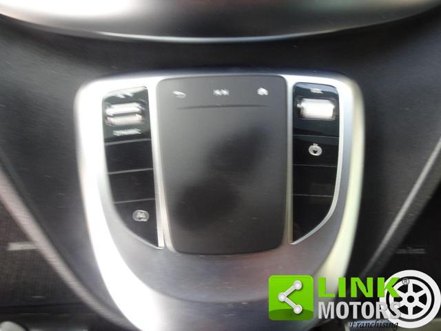 MERCEDES-BENZ V 220 d Automatic Rise Compact