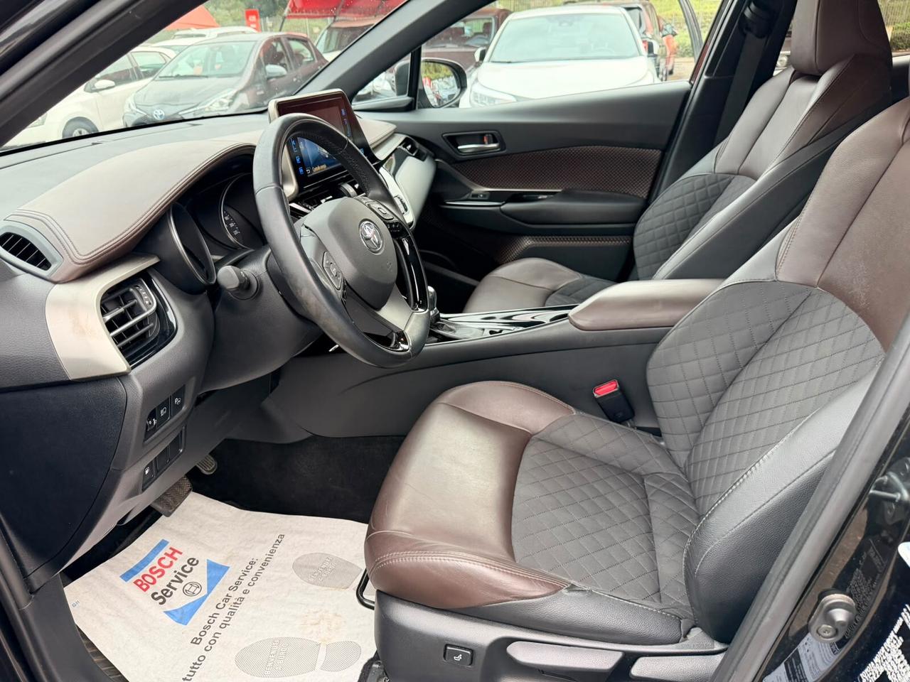 Toyota C-HR 1.8 Hybrid E-CVT Lounge