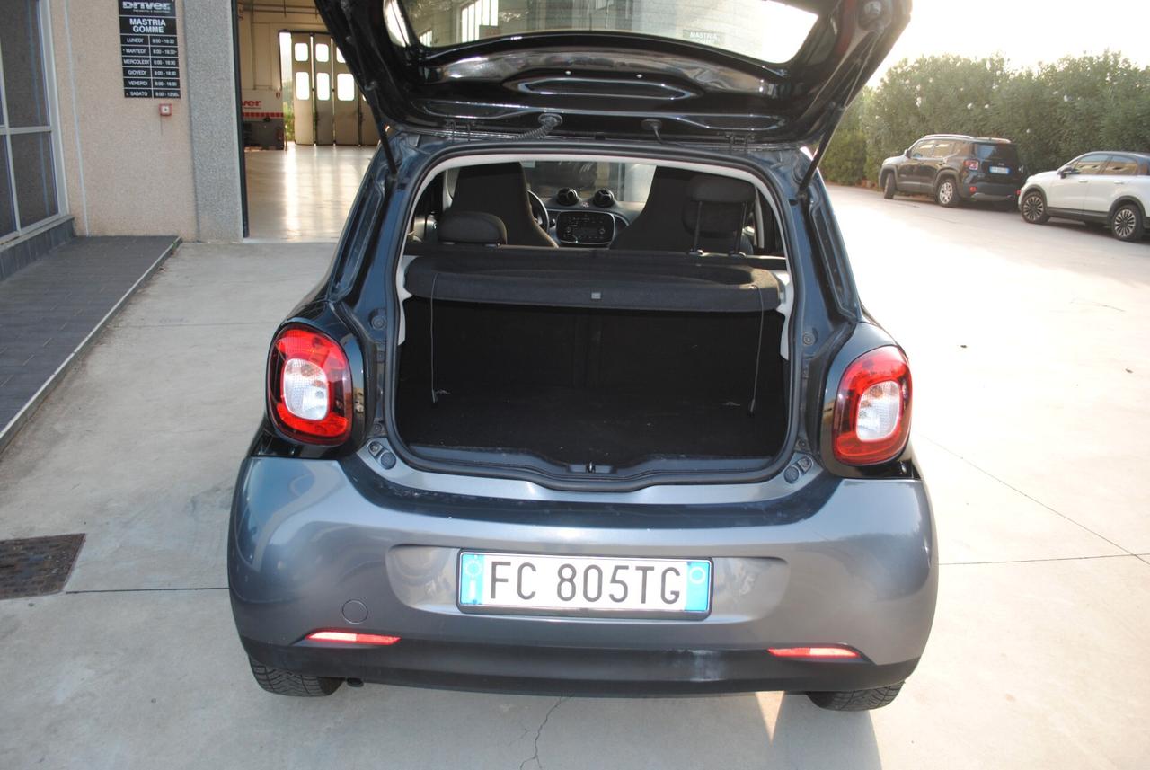 Smart ForFour 60 1.0 Youngster