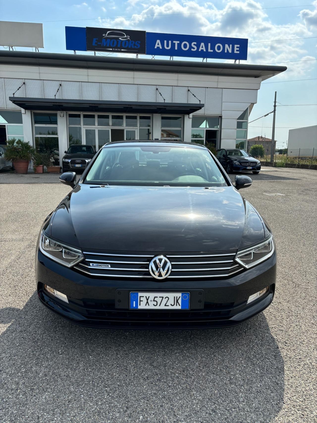 Volkswagen Passat 2.0 TDI Highline BlueMotion Technology - 2017