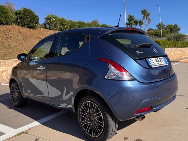 LANCIA Ypsilon 1.0 HYBRID GOLD 5 POSTI+NAVI+SENSORI