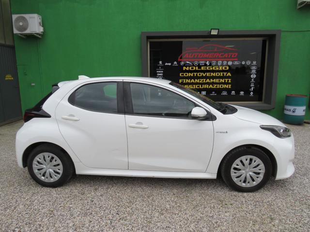 TOYOTA Yaris 1.5 Hybrid 5P AUTOMATICA
