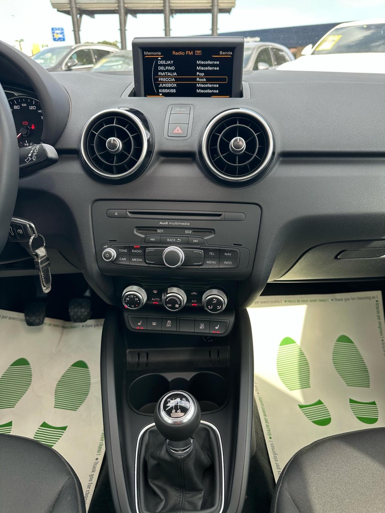 Audi A1 1.6 TDI 90CV S-LINE