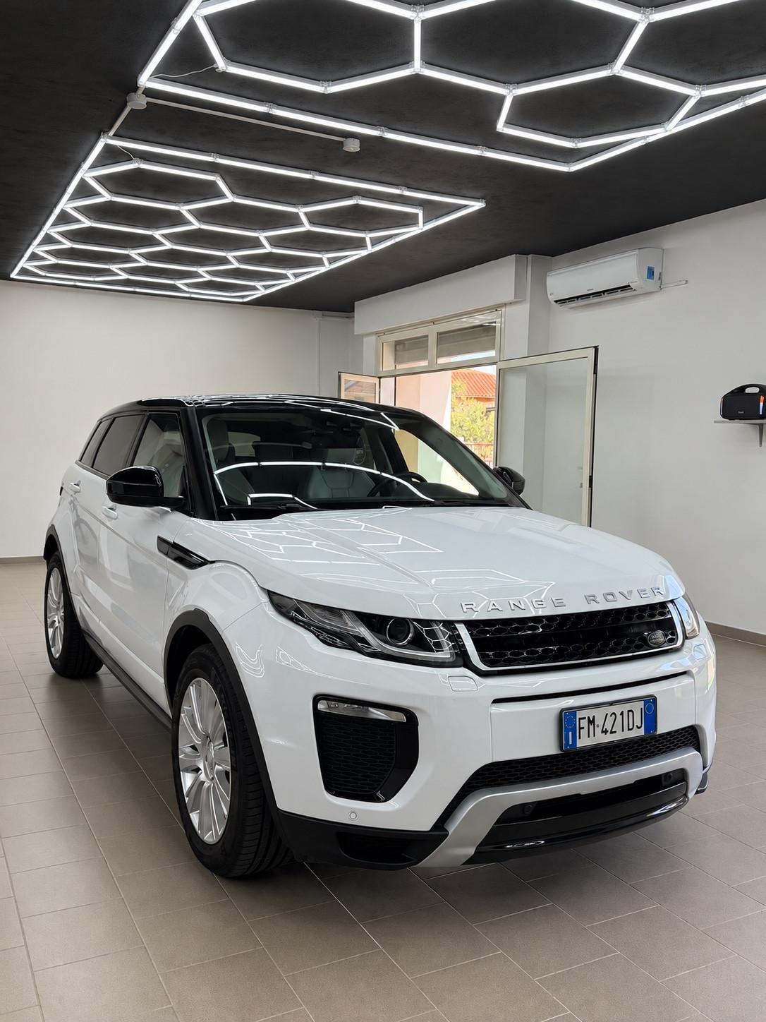 Land Rover Range Evoque 2.0 TD4 180 CV 5p. White e Black Edition