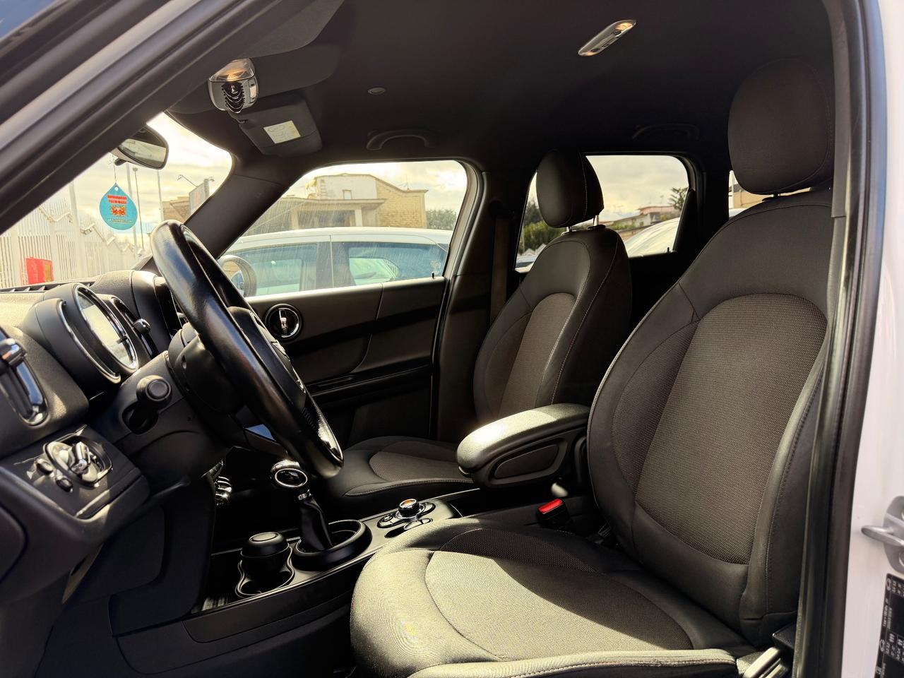 Mini Countryman COOPER D 2.0 150CV AUTOMATICA NAVI