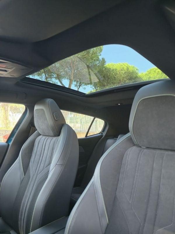 Peugeot 408 GT Hybrid 225 e-EAT8 S&S aut.