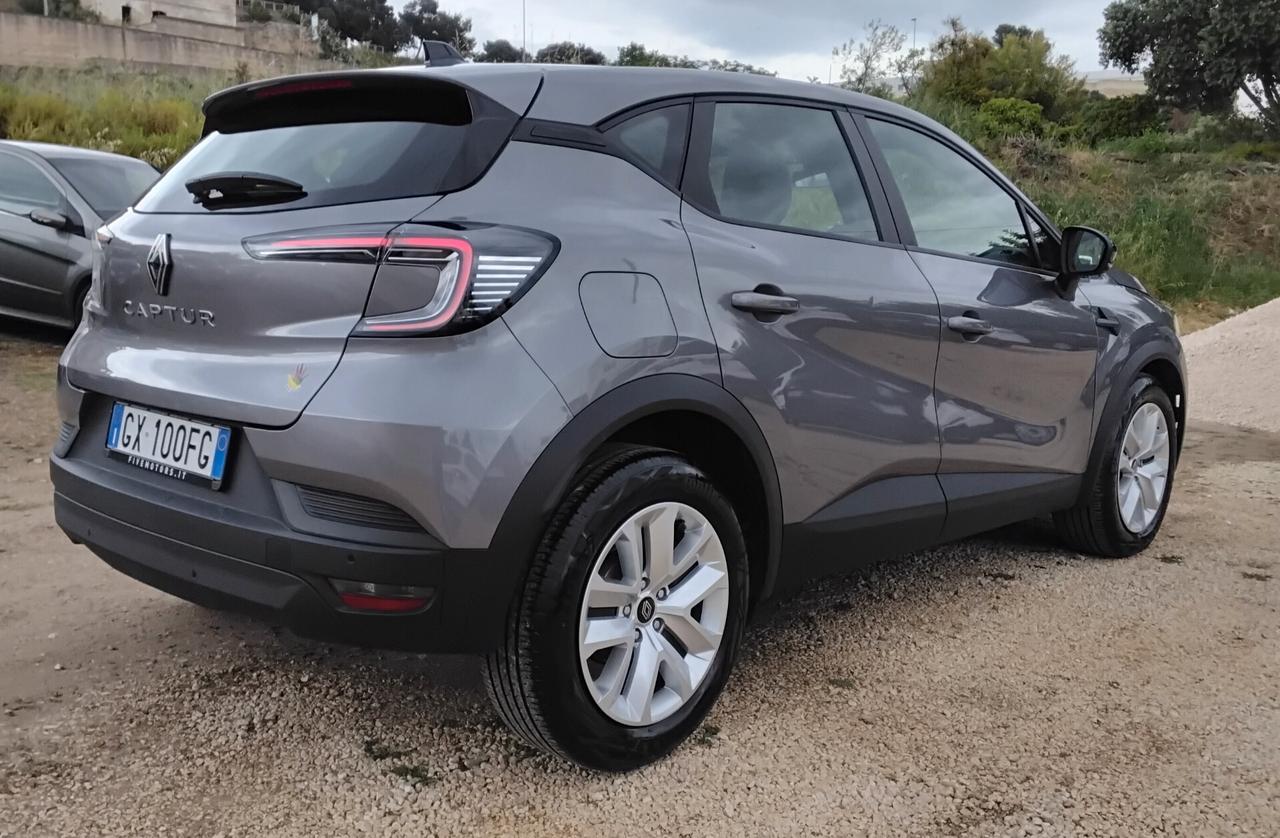 Renault Captur TCe 90 CV Evolution