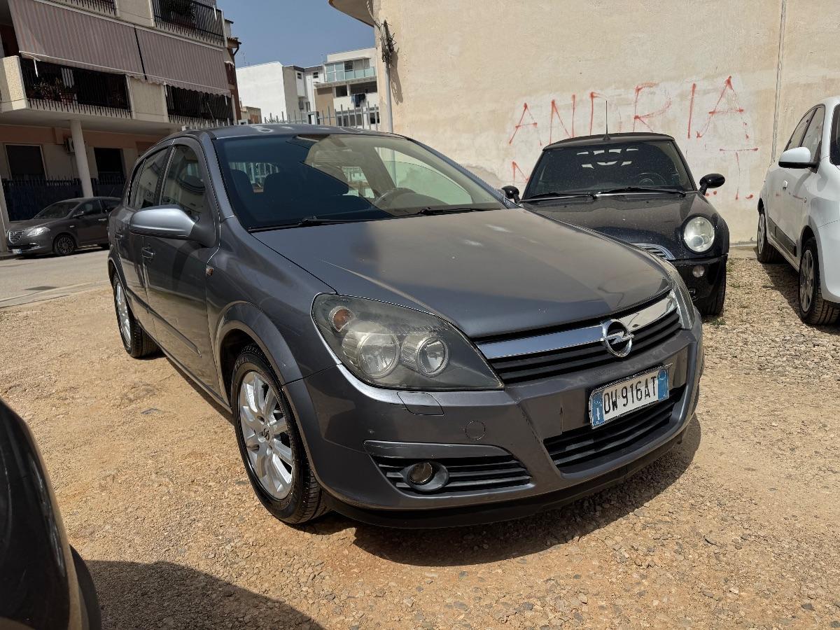 OPEL ASTRA 1.7 CDTI 101 CV 5p. Cosmo
