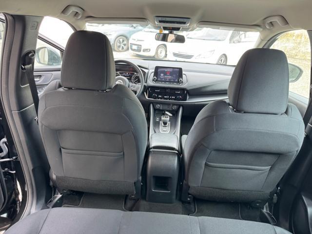 NISSAN Qashqai MHEV 158 CV Xtronic Business
