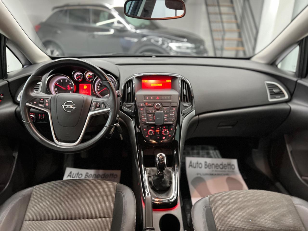 Opel Astra 1.6 CDTI E Sports Tourer 2015