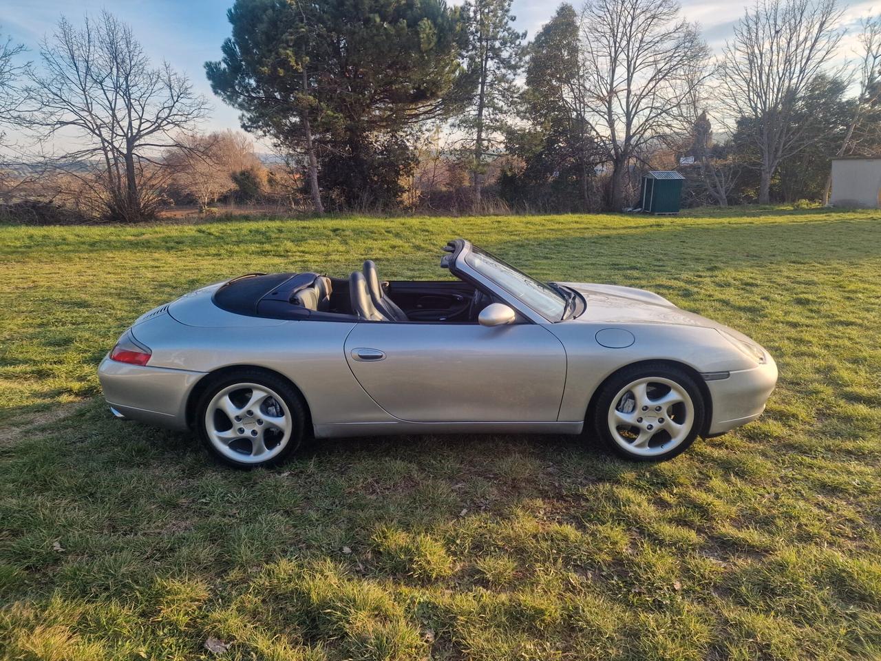 Porsche 911 Carrera 4 Cabriolet - Mod 996