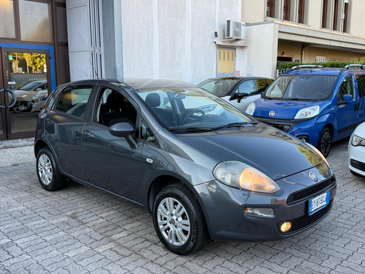 Fiat Punto 1.4 8V 5 porte Natural Power Lounge
