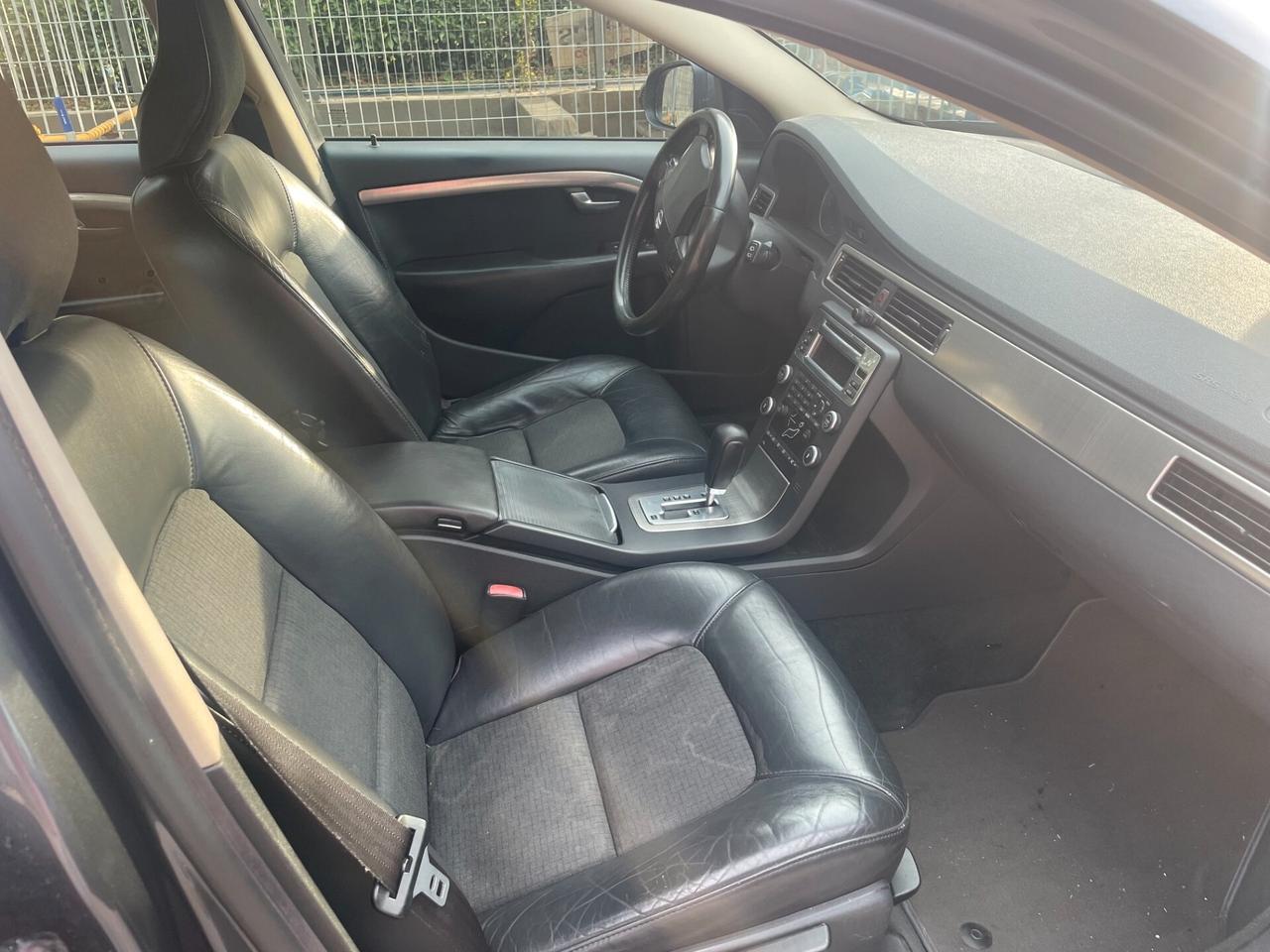 Volvo V70 2.4 D5 Geartronic Momentum