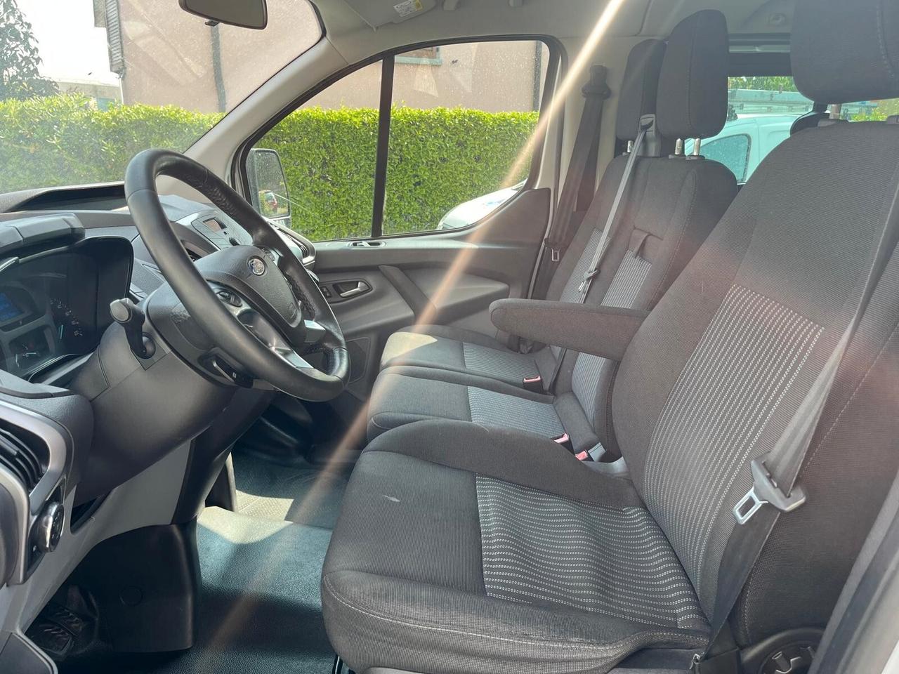 Ford Transit Custom 270 2.2 TDCi 125CV **+IVA**