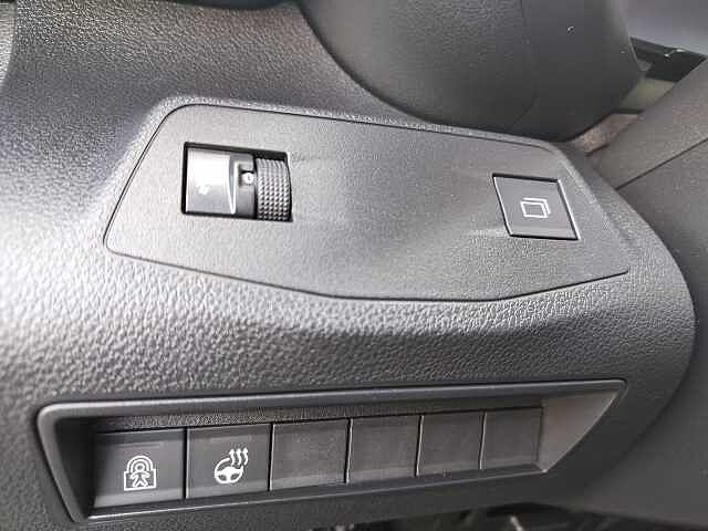 Citroen Berlingo BlueHDi 130 EAT8 Combi Plus KM Ø