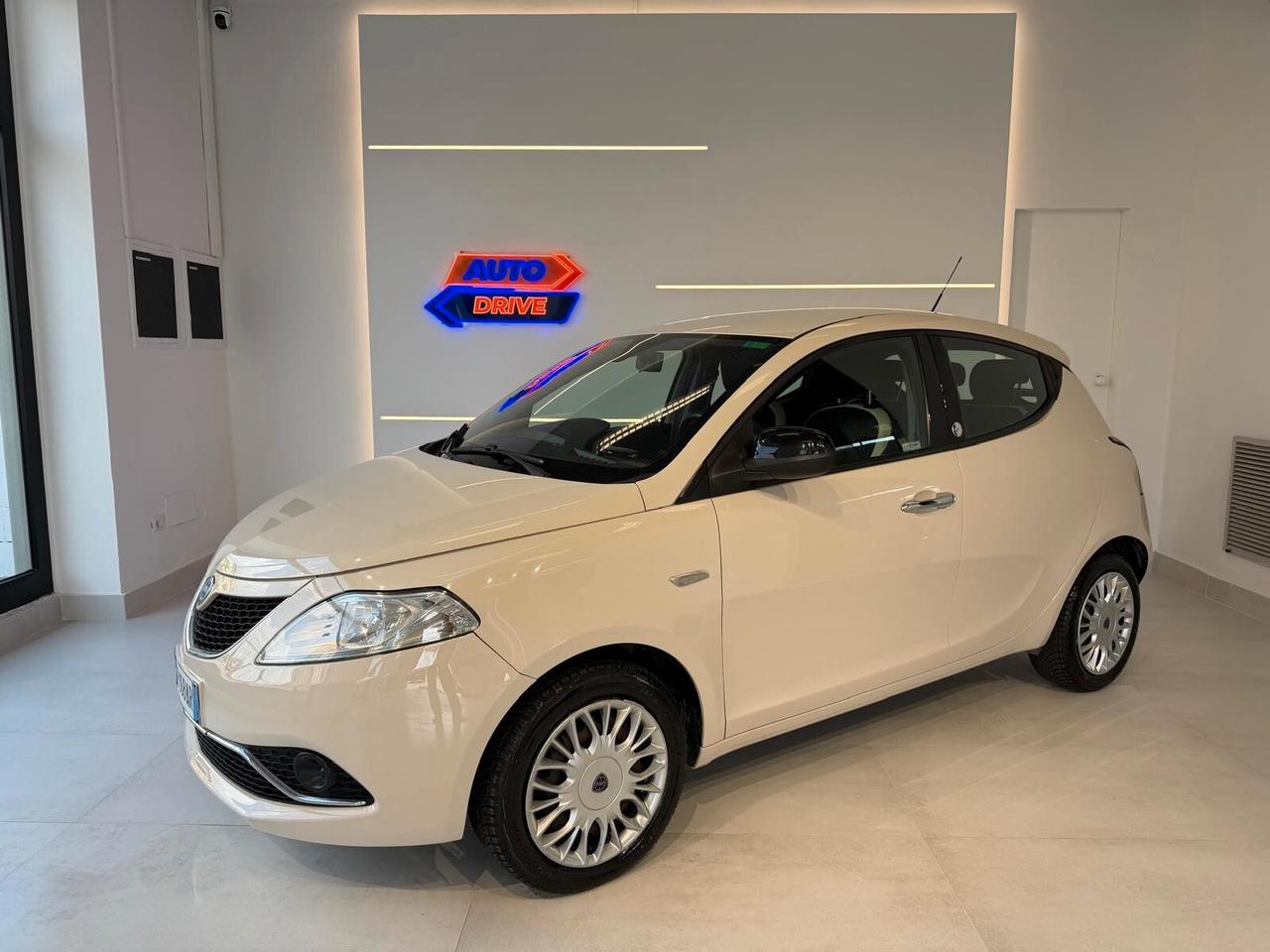 Lancia Ypsilon 1.2 69 CV 5 porte GPL Ecochic Mya