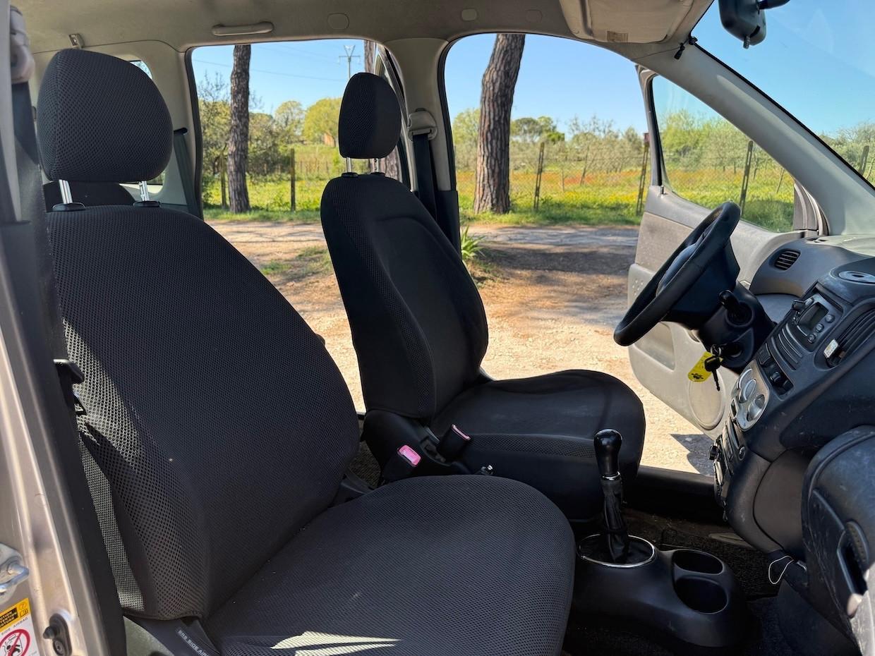 Toyota Yaris 1.3 5 porte