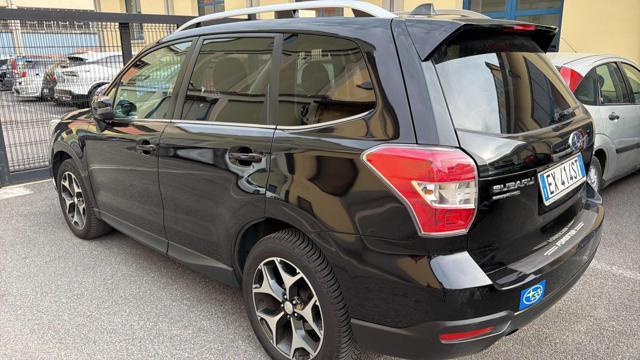 SUBARU Forester 2.0i Lineartronic XT Navi