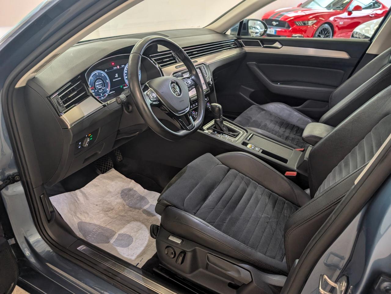 Volkswagen Passat Variant 2.0 TDI DSG Highline BlueMotion Technology