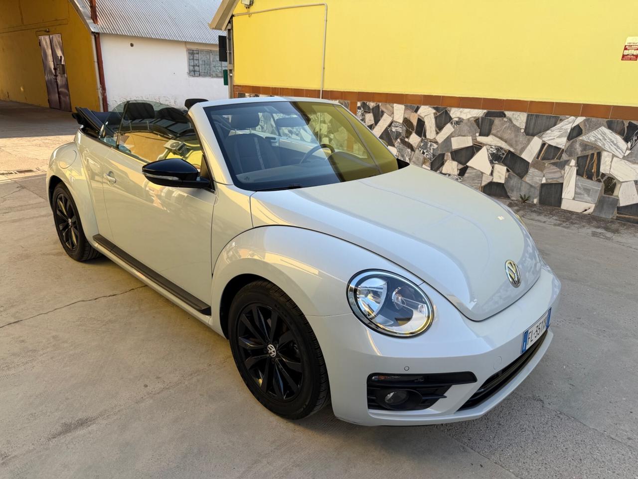 Volkswagen Maggiolino Cabrio 1.2 TSI color Gesso