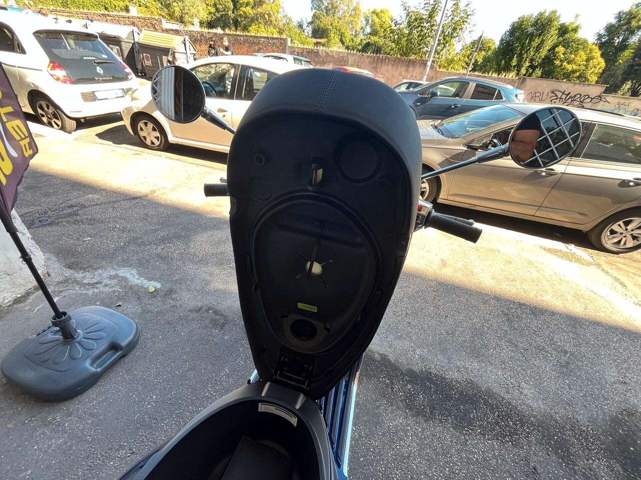 Piaggio Vespa 125 Primavera