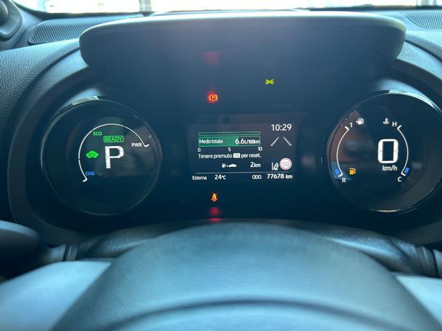 TOYOTA Yaris 1.5 Hybrid 5 porte Premiere