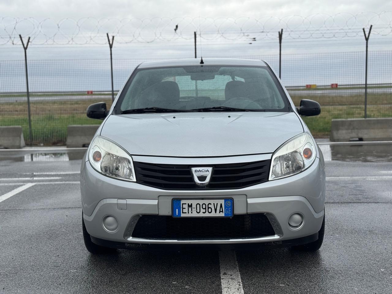 DACIA SANDERO 1.2 BENZINA NEO PATENTATI 12 MESI DI GARANZIA