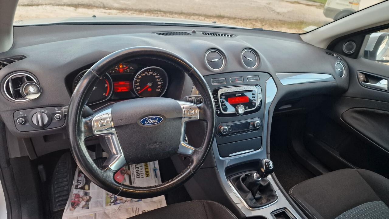 Ford Mondeo 1.6 TDCi 115 CV S.W Titanium - 2012