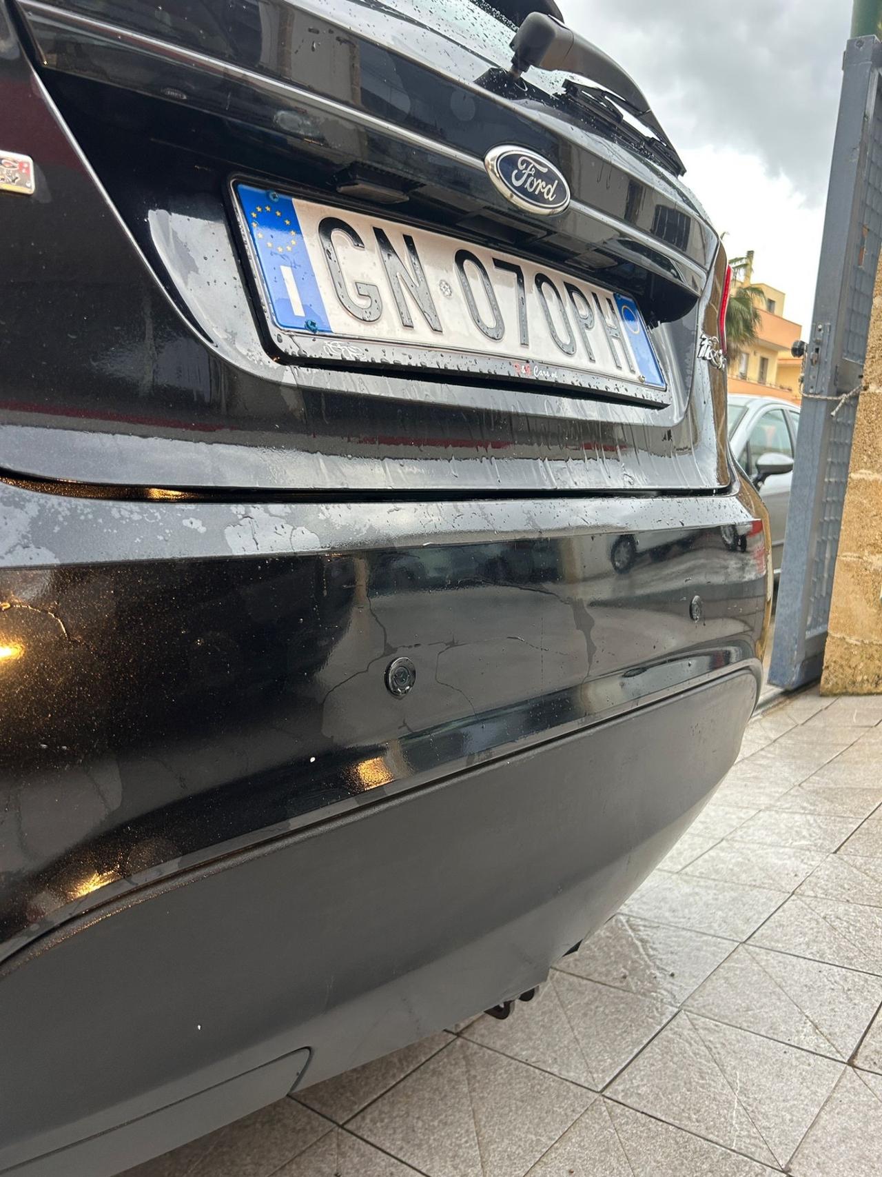 Ford Fiesta 1.5 TDCi 75CV -2013