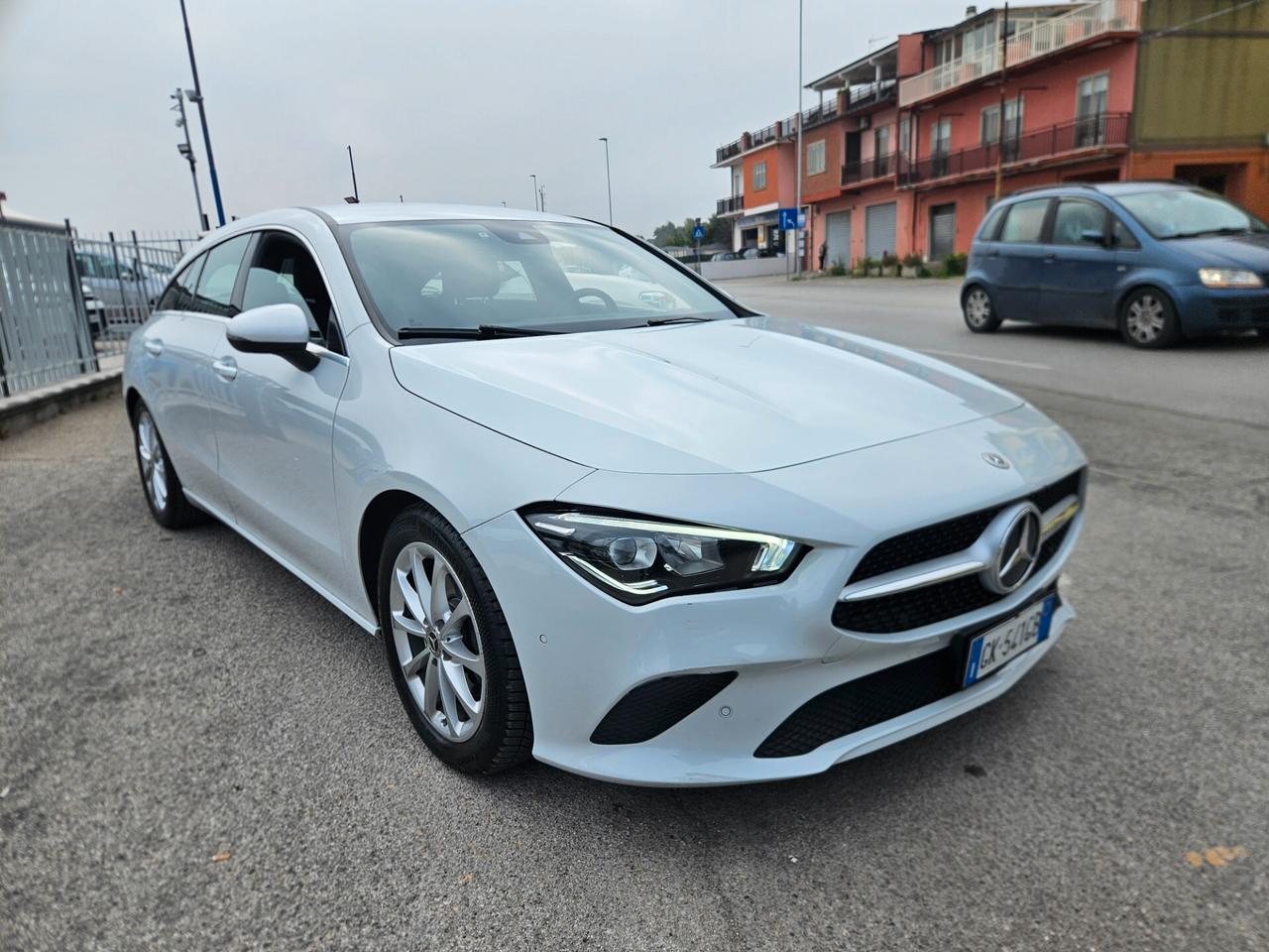 Mercedes-benz CLA 200 d Automatic Shooting Brake Executive