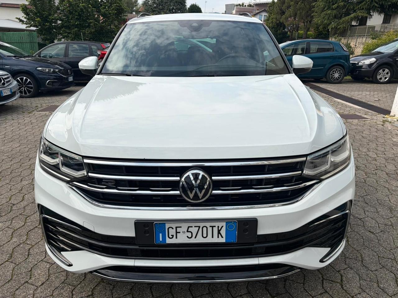 Volkswagen Tiguan 2.0 TDI 150 CV SCR DSG R-Line