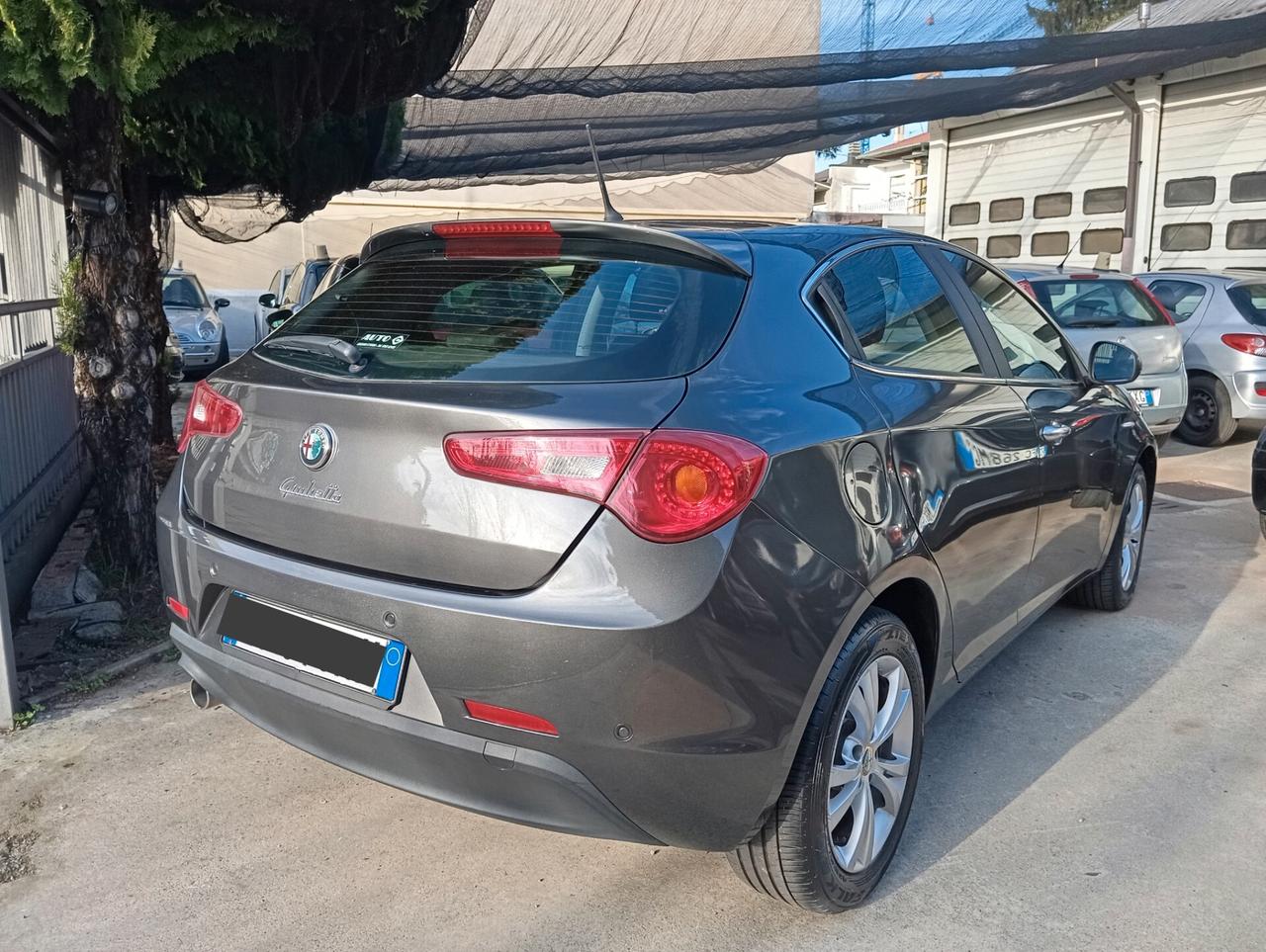 Alfa Romeo Giulietta 1.6 JTDm-2 105 CV Exclusive