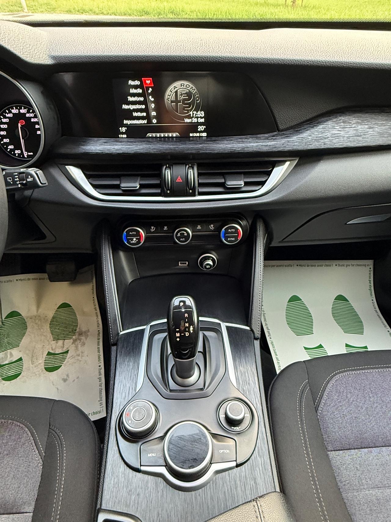 Alfa Romeo Stelvio 2.2 Turbodiesel 160 CV AT8 RWD Business