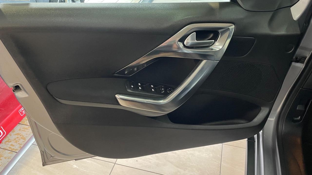 Peugeot 2008 1.6 e-HDi 115 CV Stop&Start Allure